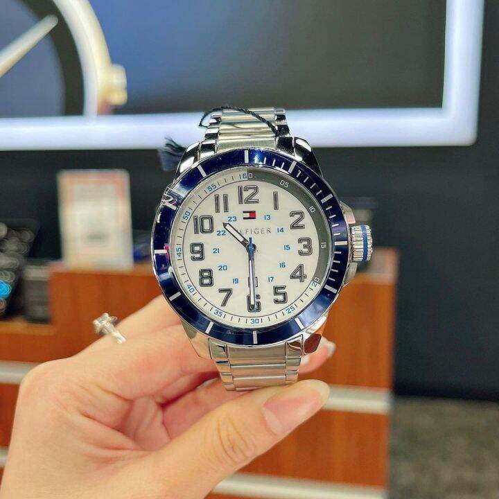 นาฬิกาข้อมือผู้ชาย-tommy-hilfiger-three-hand-silver-tone-stainless-steel-mens-watch-1791073-หน้าปัด-46-มม-ออก-shop-รับประกันของแท้-100