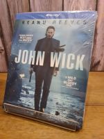 *แผ่นหนังblu-ray(บลูเลย์) เรื่อง John Wick ของแท้มือ1เป็นหนังมาสเตอร์ลิขสิทธิ์ของแท้สินค้าใหม่มือ 1ครับระบบภาพและเสียงมาเต็มระบบได้อรรถรสในการรับชมอย่างสุงคุณภาพพรีเมี่ยมน่าเก็บสะสมและได้คุณค่าทางจิตใจ ราคาแผ่นละ279บาทเท่านั้น