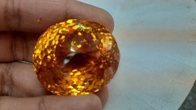 สีเหลือง  เพชรรัสเซีย เนื้อแข็ง สีเหลือง 238 กะรัต มิลลิเมตร..(1 เม็ด) MM  สะอาดตา CUBIC ZIRCONIA ROYAL GOLD YELLOW พลอย100% LAB MADE.YELLO DIAMOND"
