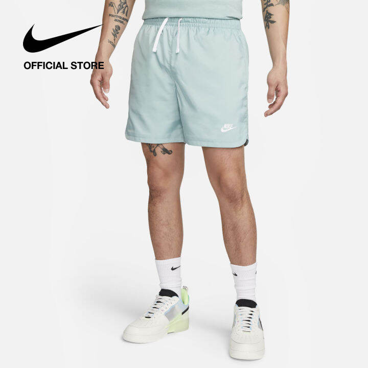 White shorts hot sale mens nike