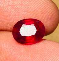 ทับทิมธรรมชาติ 2.87cts 9x7x5mm. วงรี 2.87cts natural ruby 9x7x5mm oval