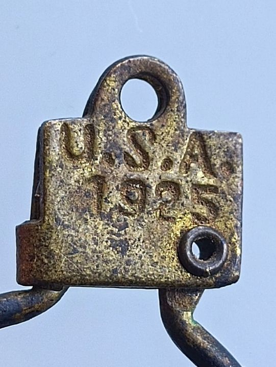 ห่วงห้อยพวงกุญแจ-หรือใช้เก็บเหรียญรู-สมัยโบราญ-ต๊อก-usa1925-มีความเก่า-ผ่านกาลเวลา-ถ้านับจากปีที่ต๊อกก็-97ปี