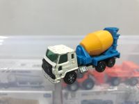 โมเดลรถเหล็ก Tomica รถโม่ปูน ถังเหลือง Nissan Diesel Truck