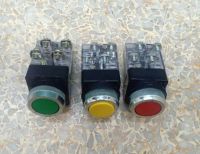 Push button switch สวิทช์กดหัวเรียบ 25มิล 10A 1NO/1NC สวิทช์กดแล้วเด้งกลับ สีเขียว เหลือง แดง อันละ39บ.