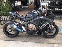 แฟริ่งกลาง cbr650R