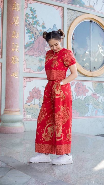 ชุดเช็ทเสื้อ-กางเกง-สีแดงใส่วันตรุษจีน-ชุดผ้าไทยแพทเทิร์นเป๊ะทรงสวยมากค่ะ