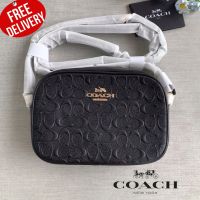 กระเป๋าสะพาย COACH Mini Jamie Camera Bag In BLACK Signature Embossed Leather Crossbody CC943