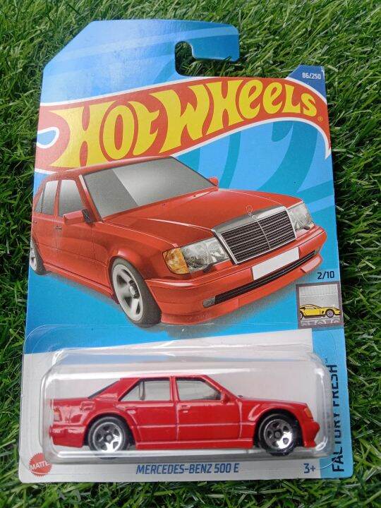 Hot wheels: Mercedes-Benz 500 E red | Lazada PH