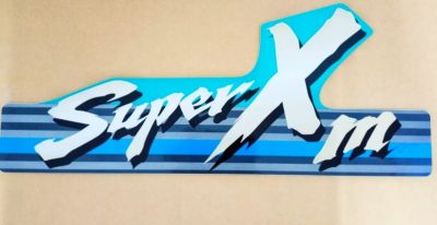 สติ๊กเกอร์ คำว่า super xm ด้านขวา kobelco sk200-8sxm