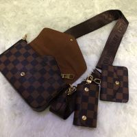 กระเป๋าแฟชั่น Pochette set 4 ชิ้น