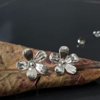 ต่างหูเงินดอกไม้เงินแท้ earrings handmade in silver 99.9% , Retro style Chiang Mai