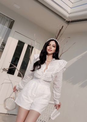 White lily vintage set