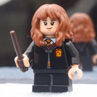 LEGO Hermione Granger Gryffindor Robe Sweater Harry Potter