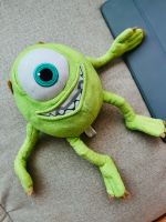 ตุ๊กตาไมค์ Monster Inc. ป้ายลิขสิทธิ์ Disney Pixar งานสภาพดี สำหรับเล่นและสะสม