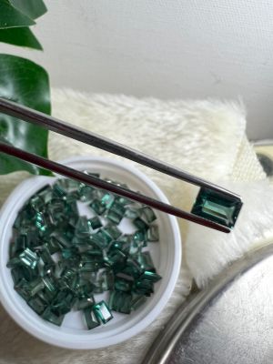 พลอย เขียวส่อง(ฺ Green Sapphire AMETHYST)2 เม็ด (Pcs.)พลอย อัญมณี เครื่องประดับ พลอย อเมทิสต์ แล็บ  6x4 มม mm รูป RECTANGLE (พลอยสั่งเคราะ)