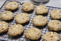 MACADAMIA CRANBERRY COOKIES