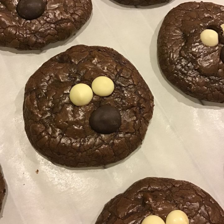 chocolate-brownie-cookie-คุกกี้บราวนี่รสช็อคโกแลต-40g-ชิ้น
