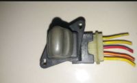 สวิตช์กระจกไฟฟ้า HONDA CIVIC 92-95 ชีวิคปี 92-95 หลังขวาปลั๊กดำ (มือ 2 ยี่ปุ่นแท้)