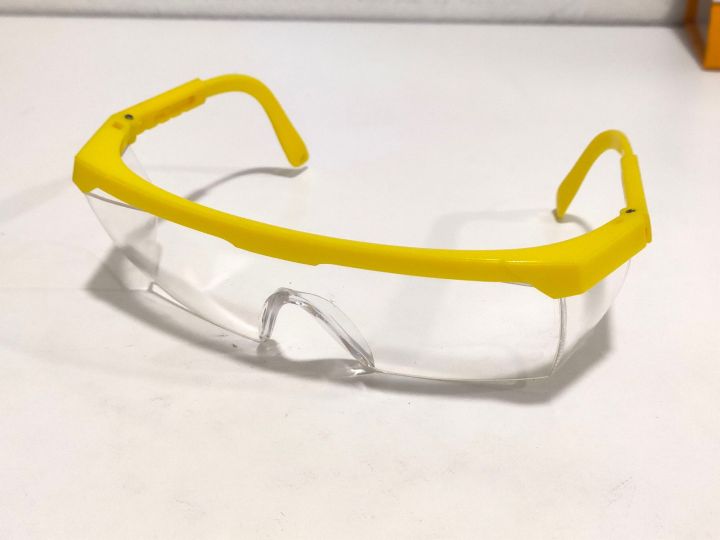 แว่นตาตัดหญ้า-ป้องกันดวงตา-แว่นตากันสเก็ด-แว่นตานิรภัย-แว่นตากันลม-เลนส์ใส-กรอบเหลือง
