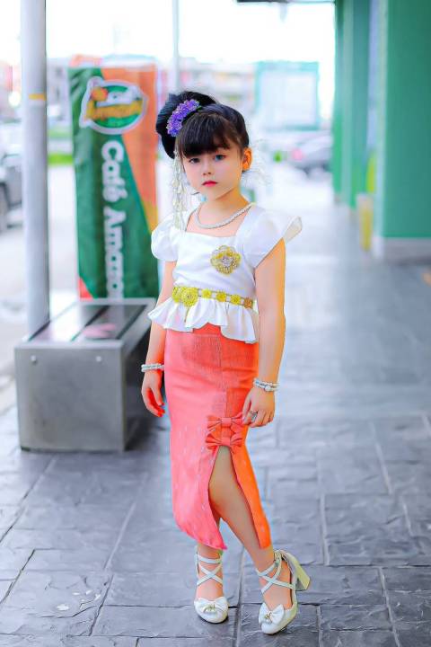 ing-ชุดไทยประยุกต์-ชุดไทยเด็กผู้หญิง