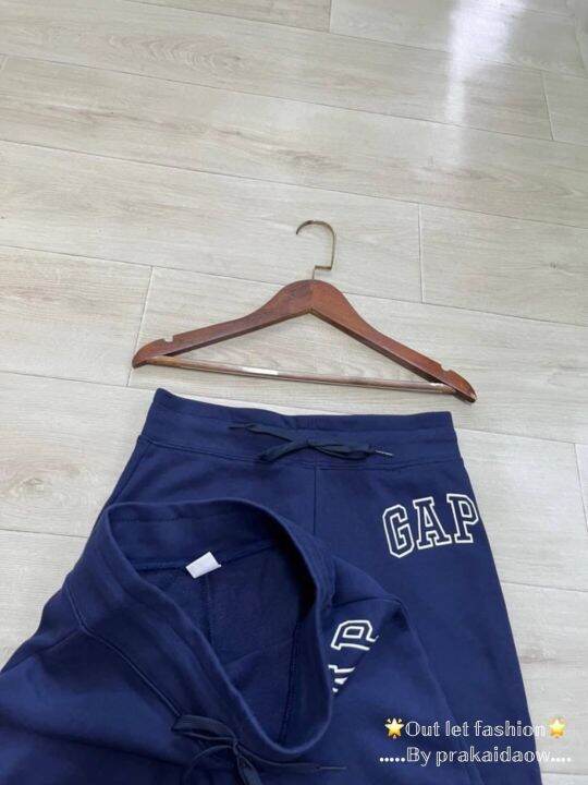 gap-shorts-กางเกงผ้าสีกรมท่า-เอวสูง-ผ้ายืด-ปักโลโก้ด้านหน้า