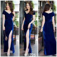 ผ้ากำมะหยี่  เป็นผ้ายืด Velvetfabric is stretch fabric