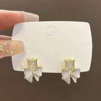 crystal square bow - morning.earrings