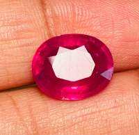 ทับทิมธรรมชาติ 6.72cts 12.7x10.4x5.5mm วงรี 6.72cts natural ruby 12.7x10.4x5.5mm oval