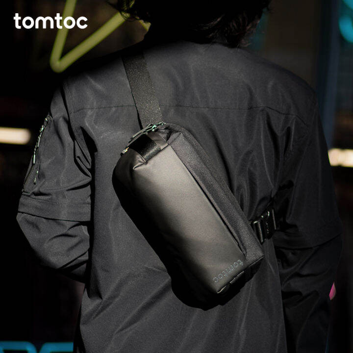 Tomtoc กระเป๋าคาดอกกระเป๋าสะพายไหล่เดียวกระเป๋าแบรนด์ยอดนิยมความจุใหญ่