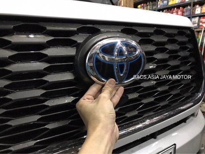 Emblem hybrid logo depan toyota innova zenix | Lazada Indonesia