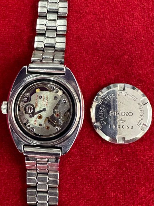 seiko-special-23-jewels-ระบบไขลาน-ตัวเรือนสแตนเลส-นาฬิกาผู้หญิง-มือสองของแท้