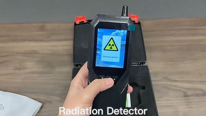 Multifunctional nuclear radiation detector electromagnetic radiation  detection device Xγβ ray real-time monitoring machine LCD display Lazada