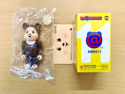 ฟิกเกอร์ bearbrick 100% Series 11 : Monchichi (มีการ์ด+กล่องครบ) ของญี่ปุ่นแท้💯 (งาน Medicom toy)