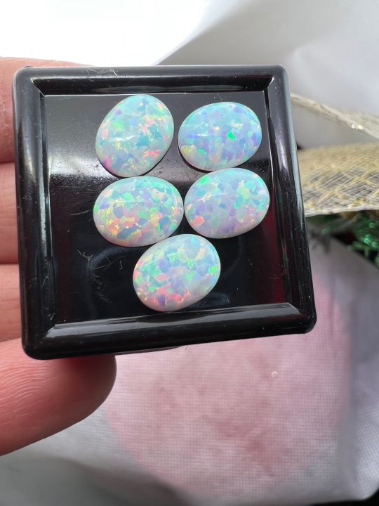 opal-โอปอล-สีขาว-8x6-มม-shape-oval-synthetic-opal-โอปอสังเคราะห์-lab-made-opal-oval-white-8x6-mm-2-pcs