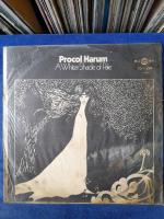 LPBOX 33 : Procol Harum : A Whiter Shade of Pale : แผ่นเสียงสภาพพร้อมฟัง แผ่นนักสะสม ปกดูเก่า lp 33 rpm 12"  มีเสียงก๊อบแก๊บ มีรอยบางๆ ได้รับการตรวจสอบครับ