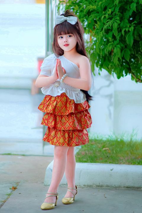 ing-ชุดไทยเด็กหญิง-สีฟ้า-สีชมพู-ลายขอ-กระโปรงสั้น-ชุดไทยประยุกต์-ใส่ออกงาน