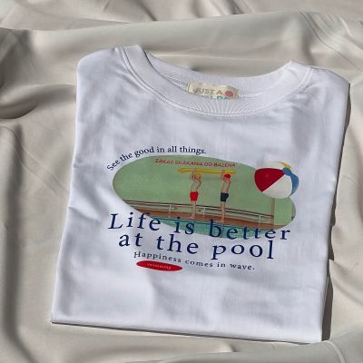 (พร้อมส่ง) canopy.bkk | เสื้อครอป LIFE IS BETTER AT THE POOL