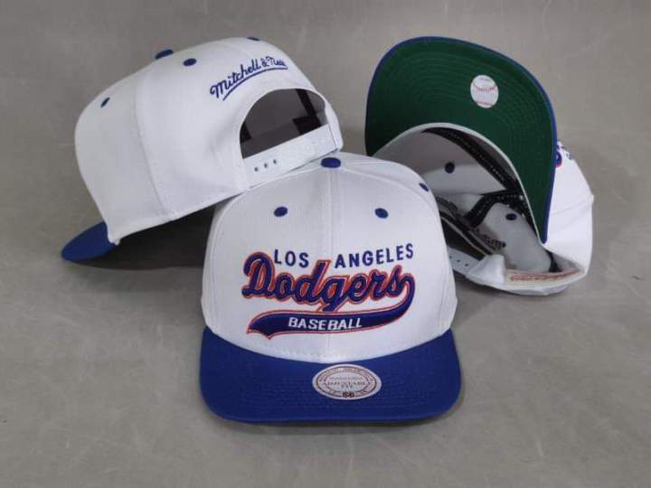 Mitchell & Ness Men's Los Angeles Dodgers Coop Caricature Vintage