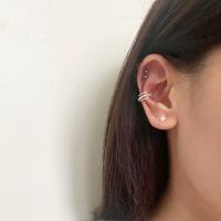 vela.cheeva : *silver925 / dot earcuff ต่างหูหนีบเงินแท้ ( ราคาต่อข้าง )