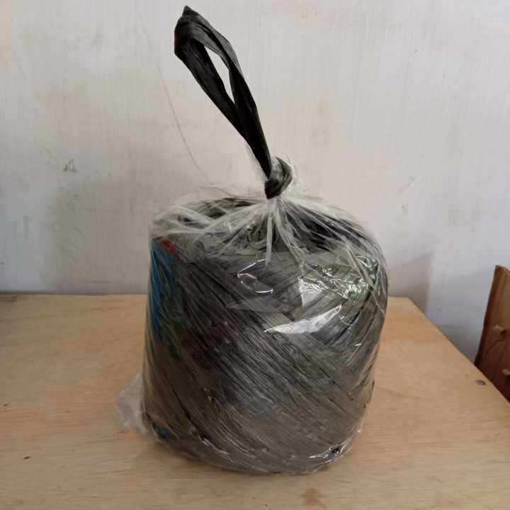 Tali Rafia 1kg Hitam / Tali Plastik / Tali Pengikat Barang / Tali ...