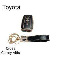 เคสกุญแจรถ TPU ตรงรุ่น Toyota Cross Camry Altis 4ปุ่ม พร้อมพวงกุญแจ