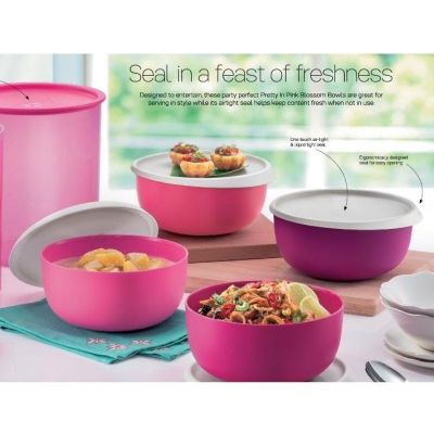 Tupperware Pretty In Pink Blossom Bowl ขนาด 1.3L กล่องทัพ​เพอร์แวร์​ สำหรับใส่อาหาร แบบกลม ฝาปิดแน่นสนิท ไม่รั่วไม่ซึม