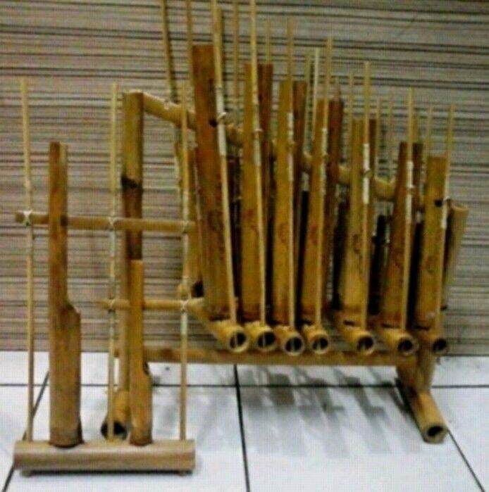 Angklung Bambu Tk 1 Oktaf 8 Nada Alat Musik Tradisional Sunda | Lazada ...