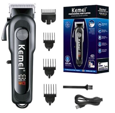 ปัตตาเลี่ยนตัดผม Kemei แบบไร้สาย รุ่นใหม่ล่าสุด Kemei Professional Hair Clipper Model: KM-1132
ตัวเครื่องถูกออกแบบมาอย่างพิถีพิถัน ดีไซน์ล้ำสมัยโดดเด่นสวยงาม มีหน้าจอ LED บอกสถานะการทำงานของตัวเครื่อง
มอเตอร์กำลังแรง