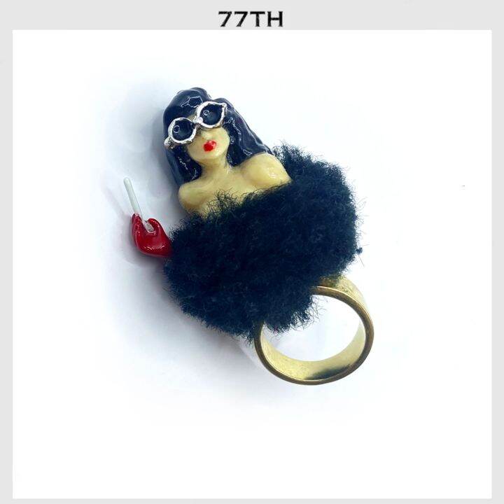 77th-madam-and-cigar-ring