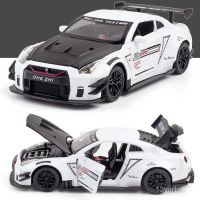 โมเดลรถ 1:24 Nissan GT-R (มีไฟ มีเสียง) [Che Zhi]