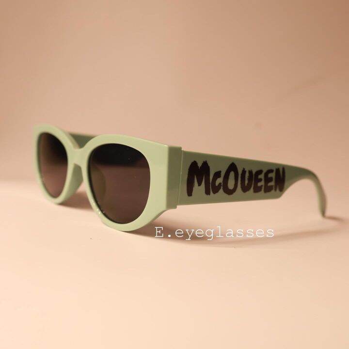 แว่นตาสายแฟชั่นใหม่ล่าสุด-mcqueen-01