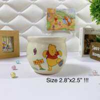 ?[พร้อมส่ง-004] ?No Box? Disney Pooh หมีพูห์ สินค้าลิขสิทธิ์แท้ 100% จากญี่ปุ่น โอ่ง เซรามิก ขนาด : 2.8 x 2.5 นิ้ว สามารถเข้าไมโครเวฟได้ ?รบกวนเช็คขนาดก่อนตัดสินใจนะคะ?