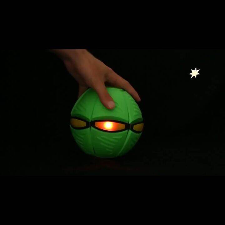 SKplus Magic Flying Saucer Ball UFO Flying Ball Flat Throw Disc Ball