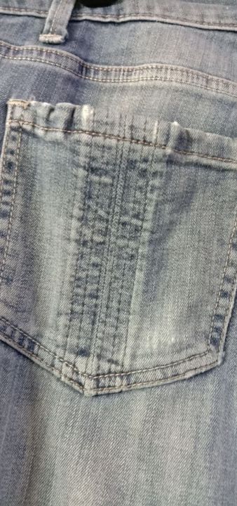 กางเกงยีนส์มือสอง-ขนาดเอว-32-35ผ้ายืดน้อย-รายละเอียดเพิ่มเติมได้ที่สติ๊กเกอร์-ลงของเพิ่มทุกวันคะล